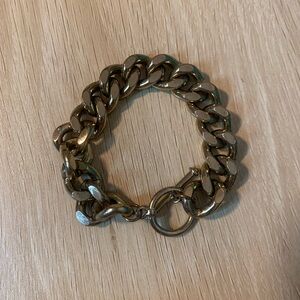 PRELOVED GOLD TONE TOGGLE BRACELET
